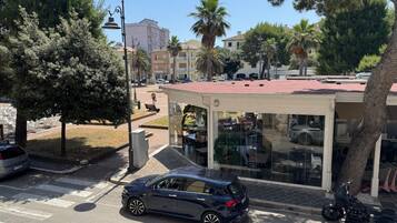 Enceinte de lâhĂ©bergement