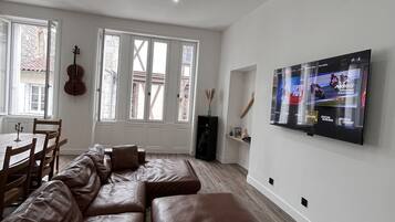 Smart TV, video games, books