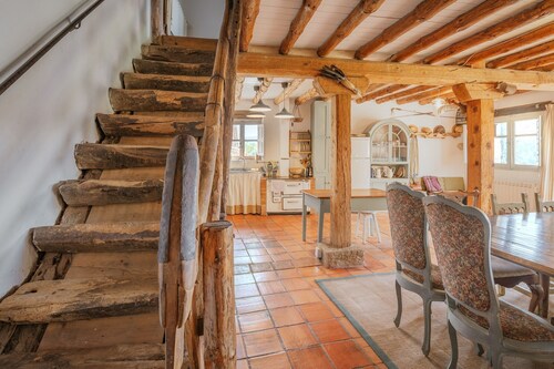 Holiday Home 'La Casa Del Herrero' with Mountain View, Private Garden and Wi-Fi