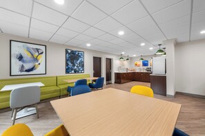 Free daily breakfast - Comfort Inn Pikeville (Pikeville)