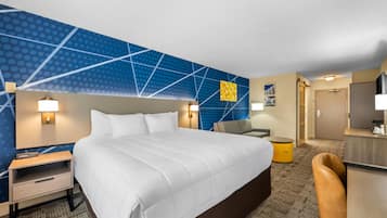 Suite, 1 King Bed, Non Smoking | Free WiFi