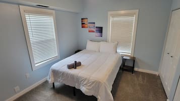 WiFi, bed sheets