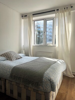 3 bedrooms, free WiFi, bed sheets - Paddington Modern Apartment With 3 Bedrooms (London)