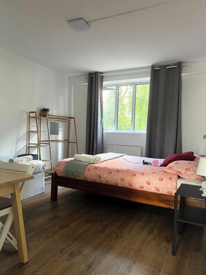 3 Schlafzimmer, kostenloses WLAN, Bettwäsche
