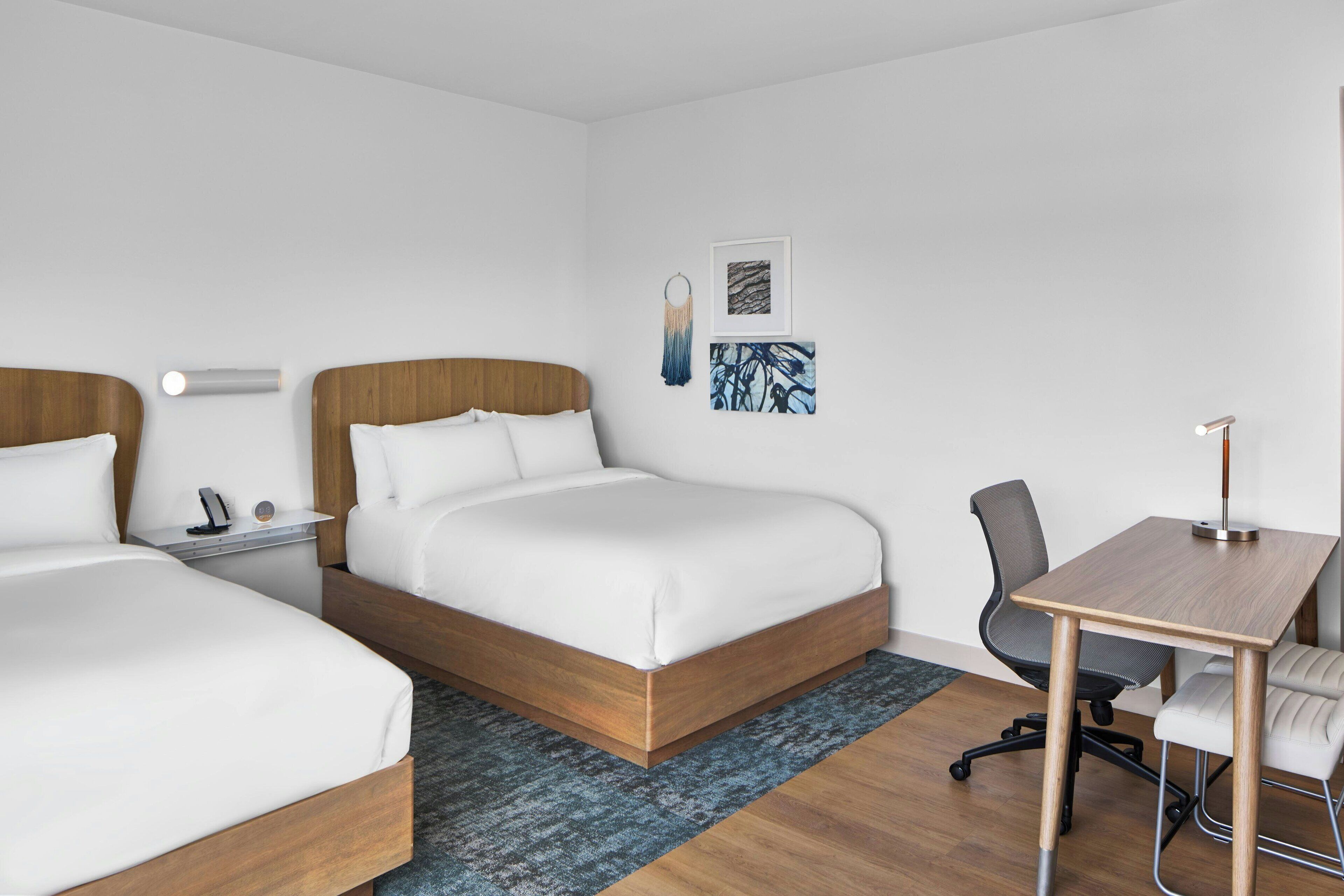 Down duvets, in-room safe, desk, laptop workspace