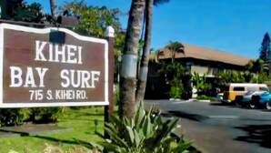 A sign for 'KIHEI BAY SURF' at 715 S. KIHEI RD. - Charming Studio condo in peaceful Kihei with AC, WiFi, pool (Kihei)