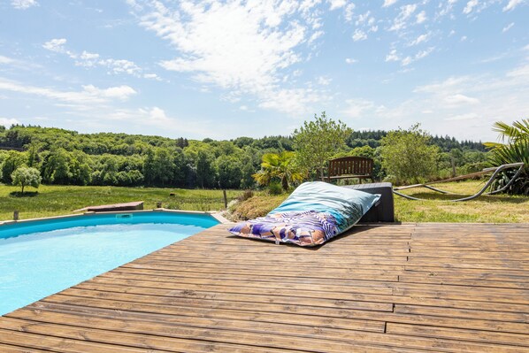 Ulkouima-allas, lämmitetty uima-allas