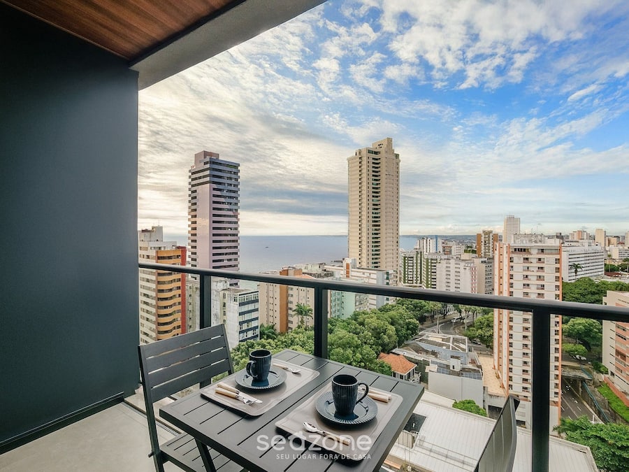 Basic Apartment | Outdoor dining