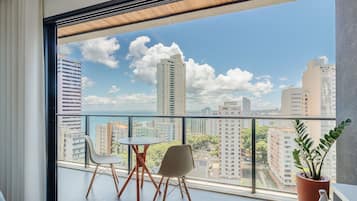 Basic Apartment | Interior