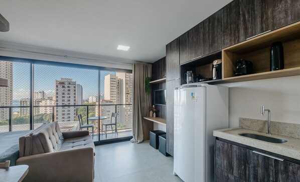 Basic Apartment | Interior