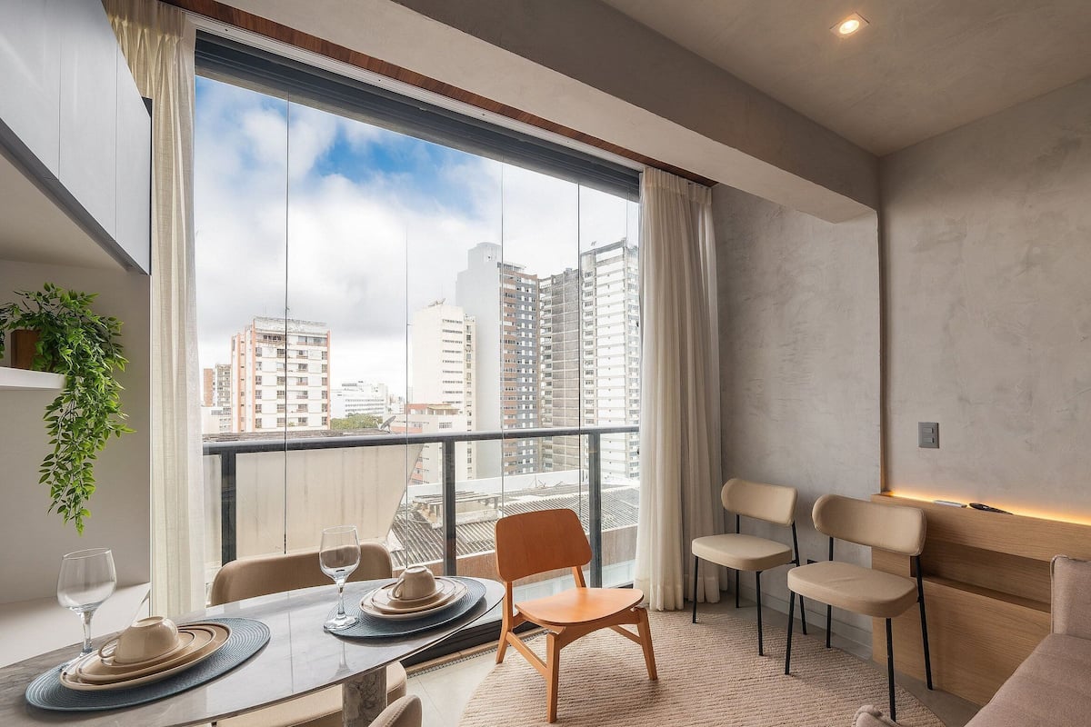 Basic Apartment | Living area