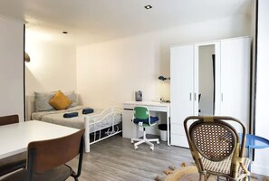 1 Schlafzimmer, WLAN, Bettwäsche