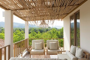 Luxury Double Room, Balcony, Pool View | Living area - Ginevra Khaolak (Takua Pa)