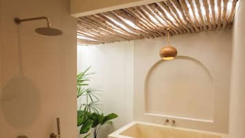 Deluxe Double Room, Pool View | Bathroom | Bathrobes, slippers