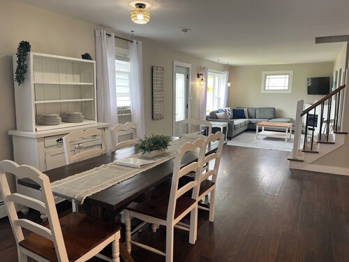 Charming 4-bedroom house in beautiful Charlottetown