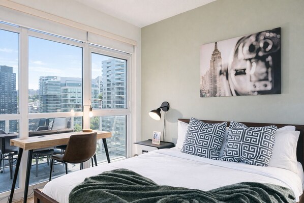 Deluxe Apartment, Balcony, City View