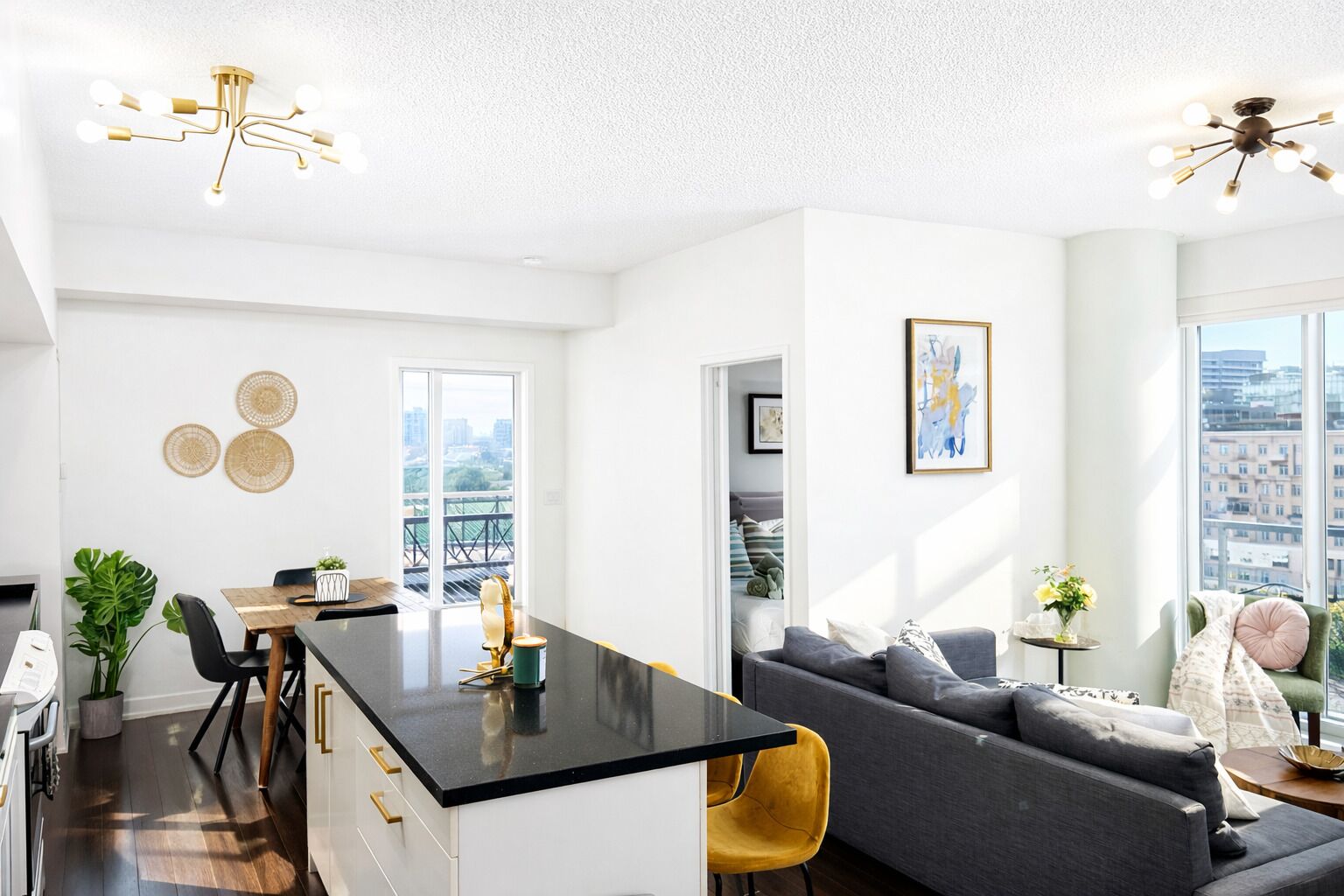 Deluxe Apartment, Balcony, City View | Iron/ironing board, free WiFi