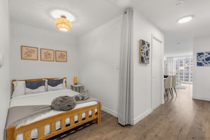 Apartamento, sacada, vista para a cidade | Ferros/tábuas de passar roupa, Wi-Fi de cortesia