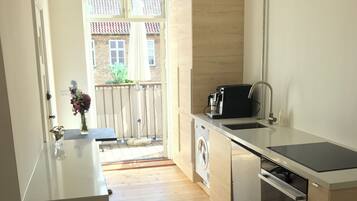 Microwave, oven, dishwasher