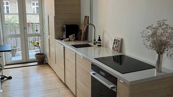 Microwave, oven, dishwasher