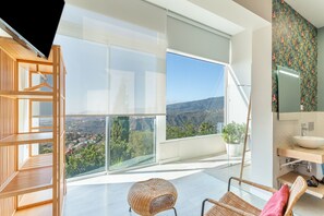 Interior - 'Villa bandama golf Agaete Suite-01' with sea views, Wi-Fi and air conditioning (santa brigida)