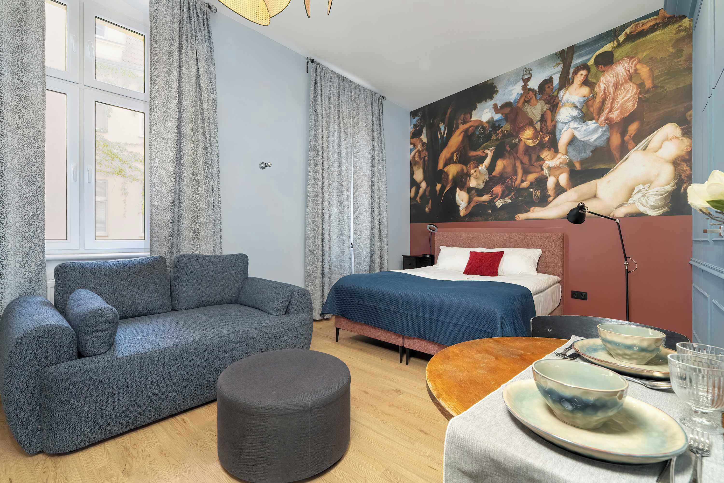 Escrivaninha, ferros/tábuas de passar roupa, berço de viagem, Wi-Fi