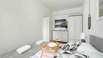 1 quarto, ferros/tábuas de passar roupa, berço de viagem, Wi-Fi