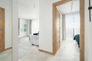 1 bedroom, iron/ironing board, travel crib, WiFi