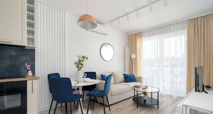 Stilvolle Wohnung mit Balkon | Parkplatz | Nähe Maltasee