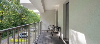Kukuczki 7 | Elegant Apartment | Parking | Balcony