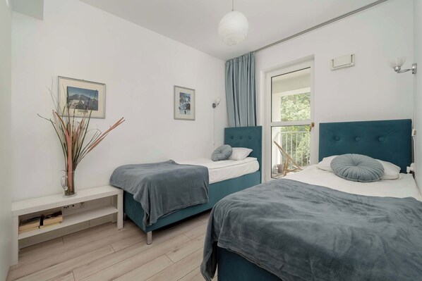 1 bedroom, iron/ironing board, travel cot, WiFi