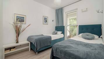 1 bedroom, iron/ironing board, travel cot, WiFi