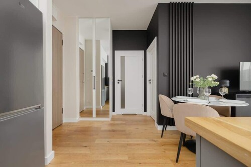 Stylish Apartment in Mokotow | Parking, Balcony