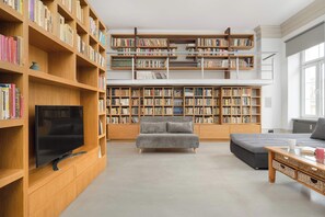 TV, offices