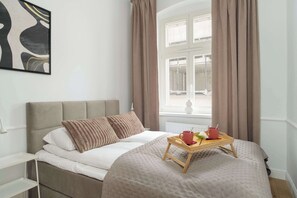 1 bedroom, iron/ironing board, WiFi