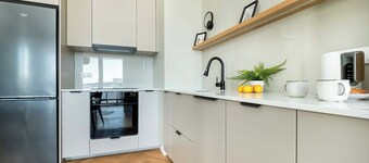 Taylora 4 | Air Conditioned Apartment | Parking