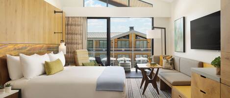 Deluxe King with Vaulted Ceilings | Egyptian cotton sheets, premium bedding, Tempur-Pedic beds, in-room safe