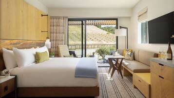 Egyptian cotton sheets, premium bedding, Tempur-Pedic beds, in-room safe