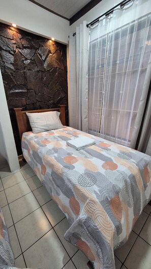 Standard Room | Free WiFi