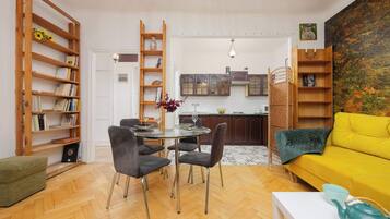 TV, offices