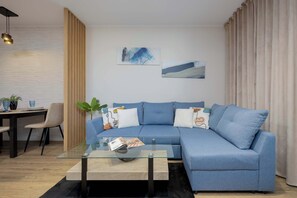 TV - Wynalazek 2 | Cosy Apartment | Parking (Warszawa)