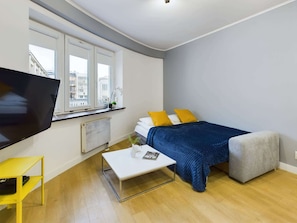 Bügeleisen/Bügelbrett, WLAN, Bettwäsche