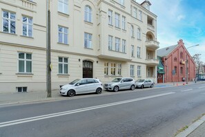 Exterior - Matejki 61 | Cozy Studio in Poznań | Near MTP (Poznań)