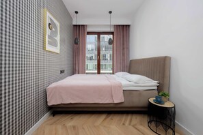 1 bedroom, iron/ironing board, WiFi, bed sheets - Żelazna 41 | Tasteful Apartment | Parking (Warszawa)