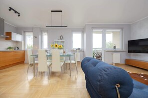 Televisie en een kantoor