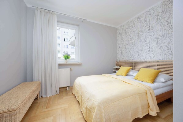 2 slaapkamers, een strijkplank/strijkijzer, wifi, beddengoed