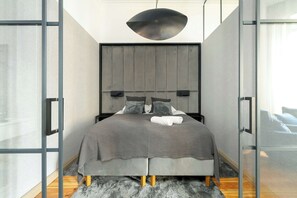 1 bedroom, iron/ironing board, travel cot, WiFi