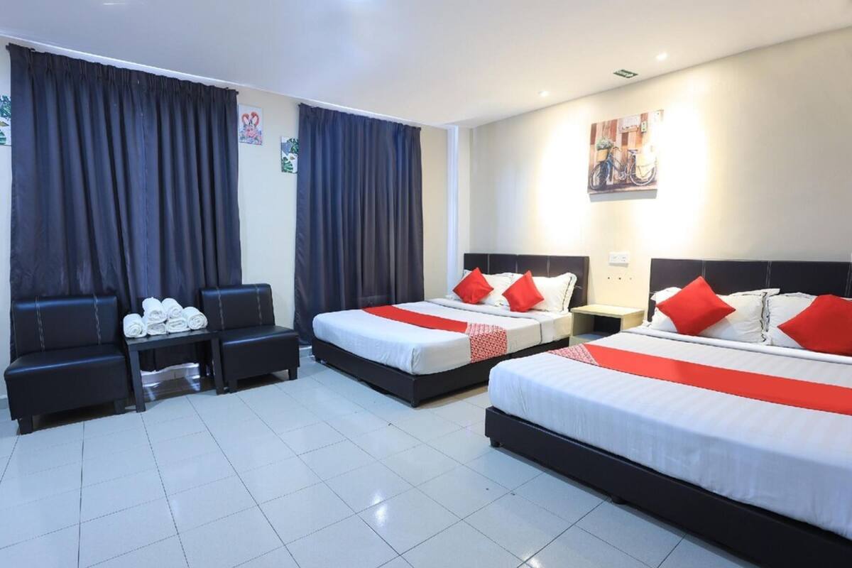 Family Room | Free WiFi