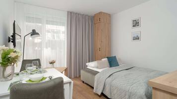 Fer et planche Ă repasser, Wi-Fi, draps fournis