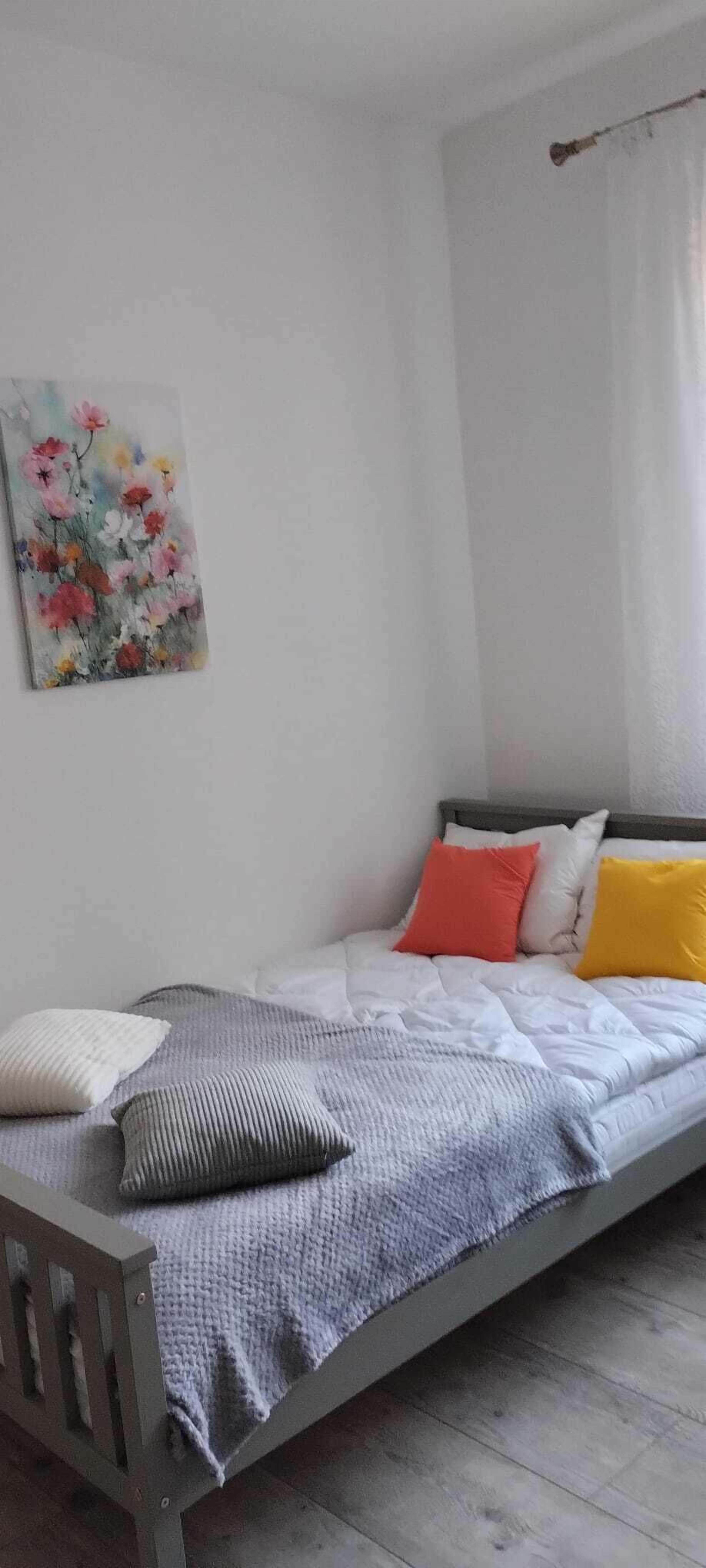 2 quartos, escrivaninha, ferros/tábuas de passar roupa, Wi-Fi